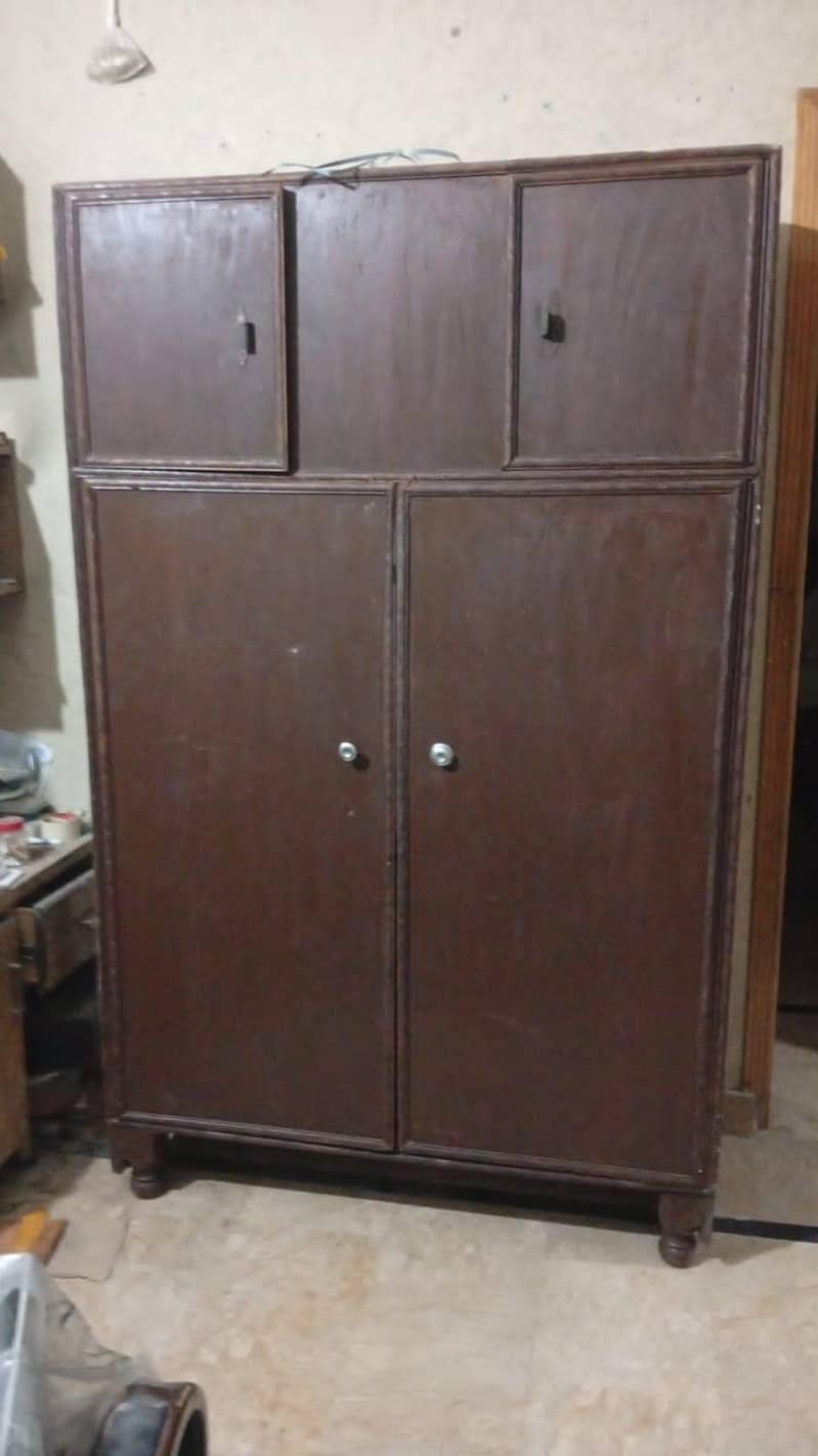 wardrobe 1