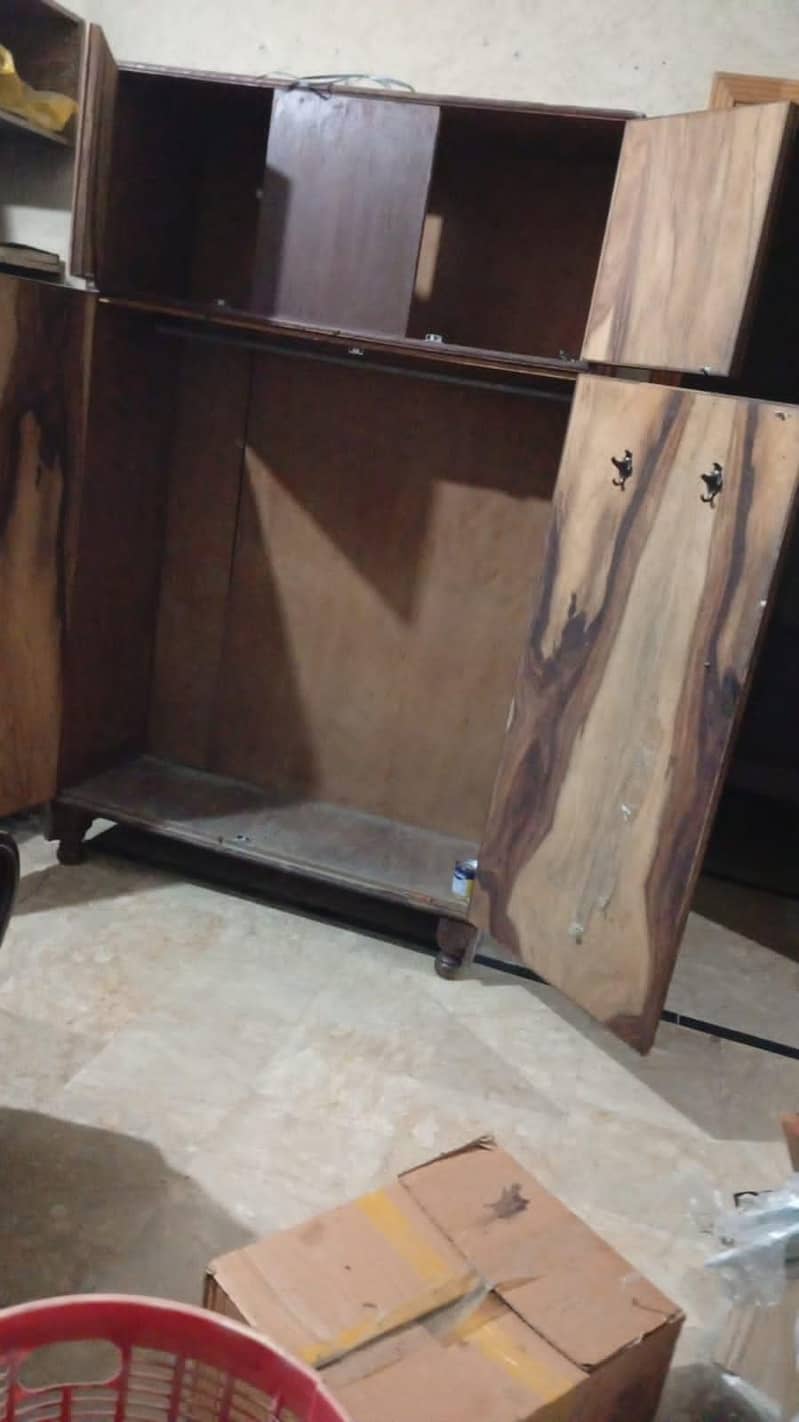 wardrobe 2
