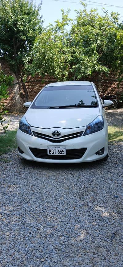 Toyota Vitz 2012