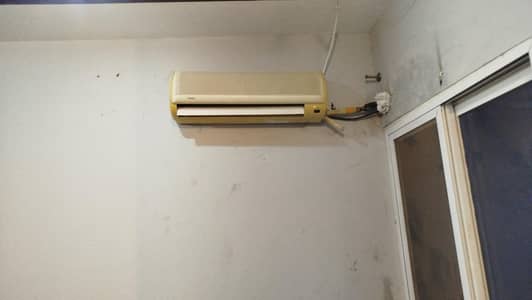 haier 1 ton AC non inveter