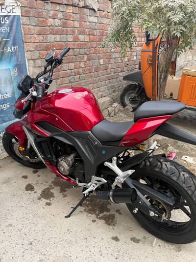 Bullet T1 replica dughati street fighter v2