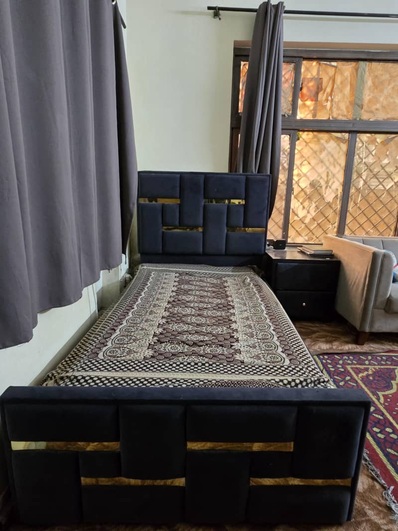 Beds set with a side table 0