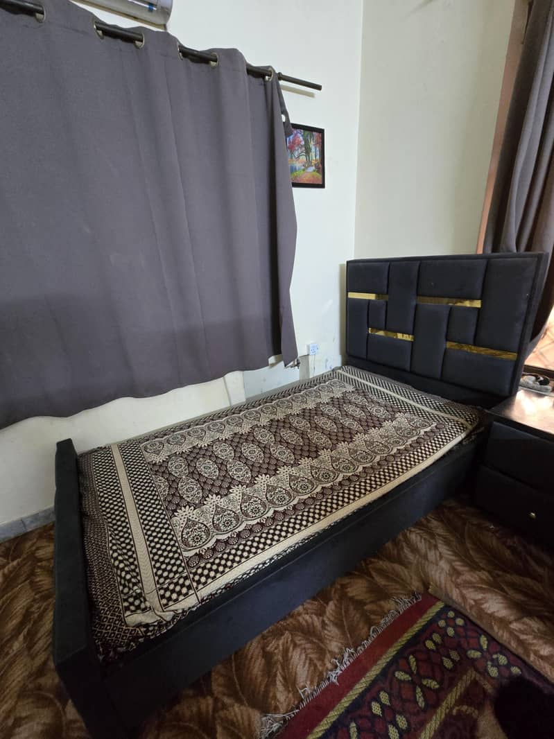 Beds set with a side table 1