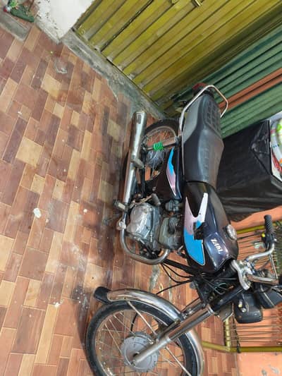 Honda 125 bike urgent sale.