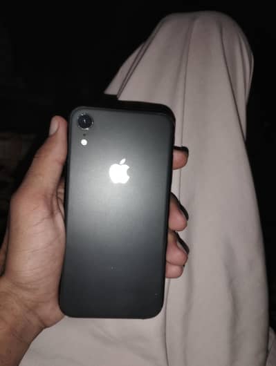 Apple iPhone XR