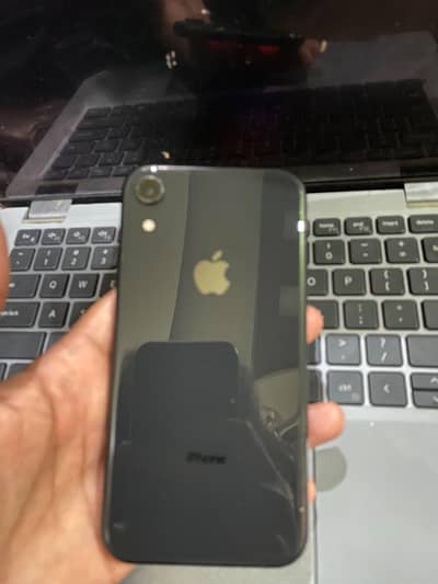 Apple iPhone XR