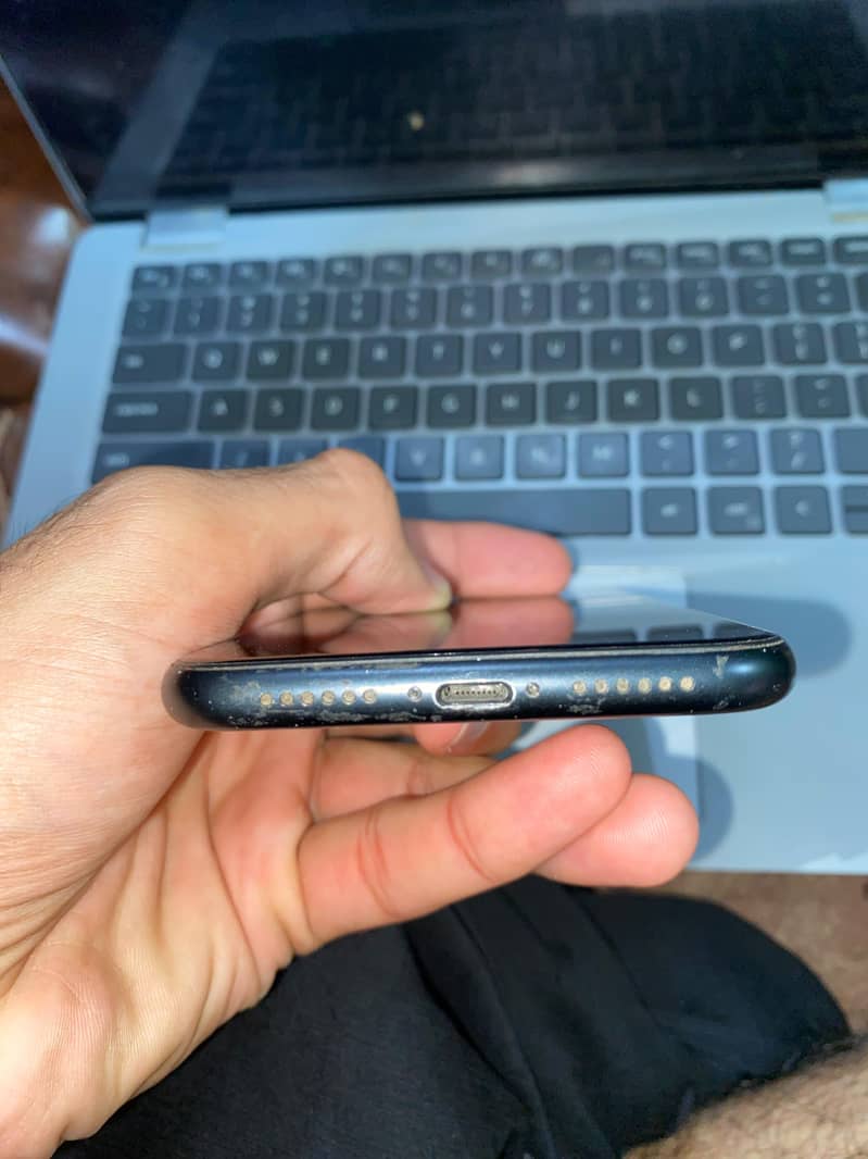 Apple iPhone XR 3