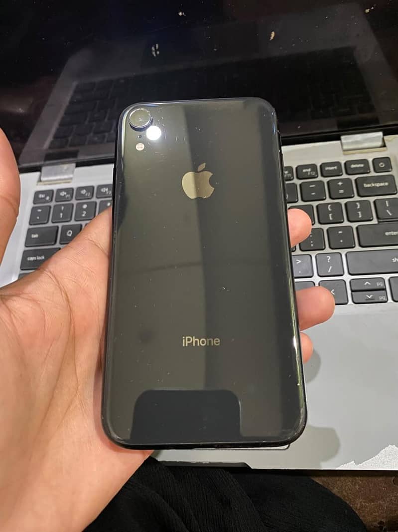 Apple iPhone XR 5