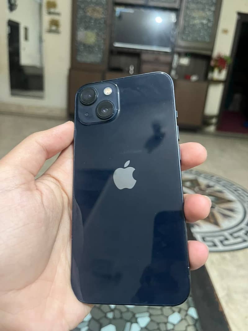 Apple iPhone 13 1