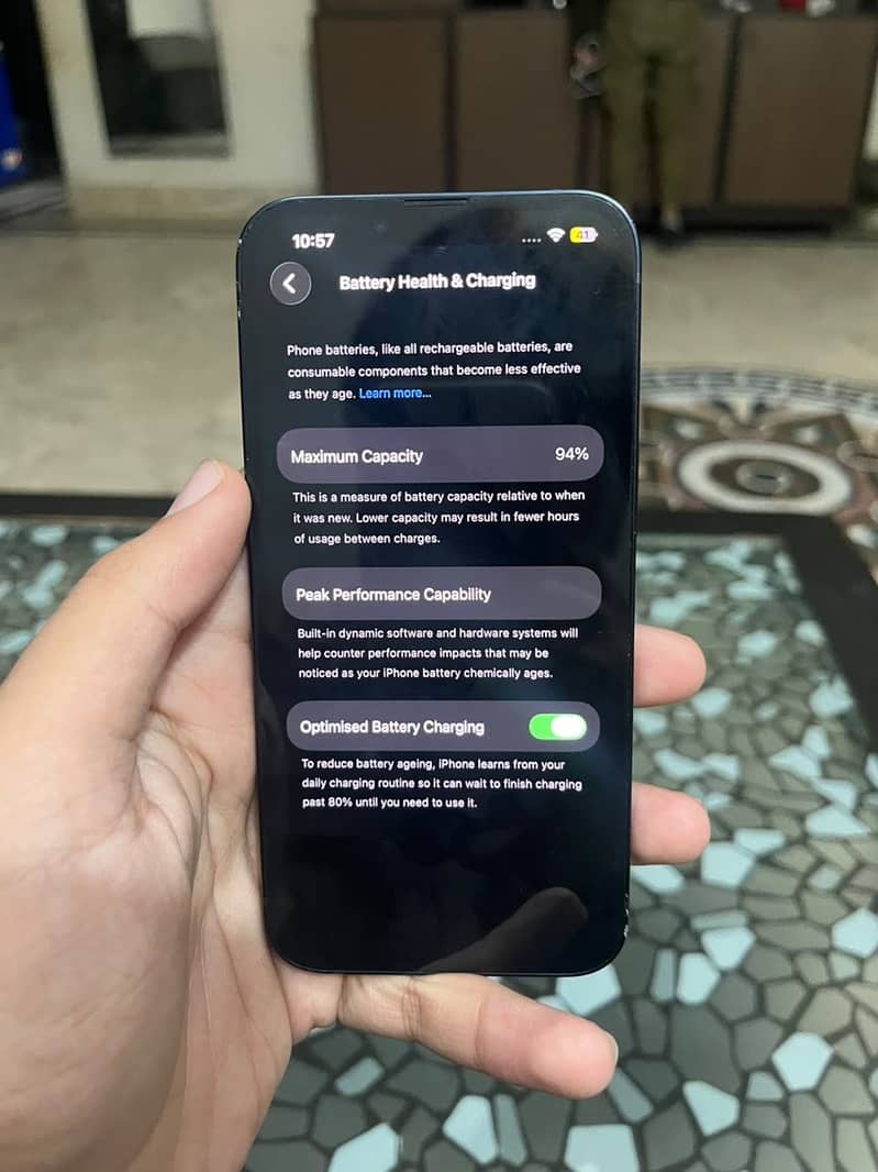 Apple iPhone 13 2