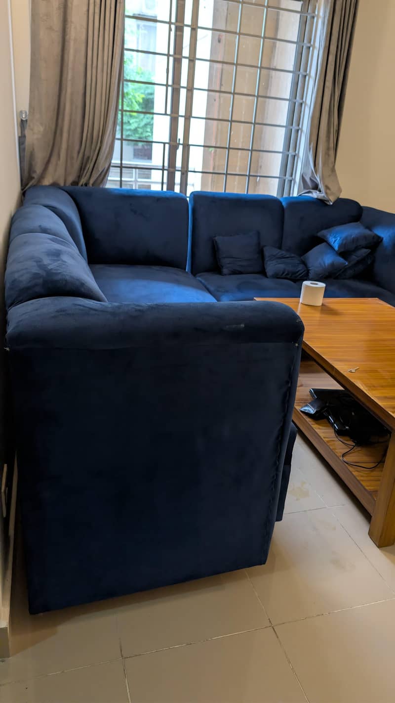 sofa set and table 4