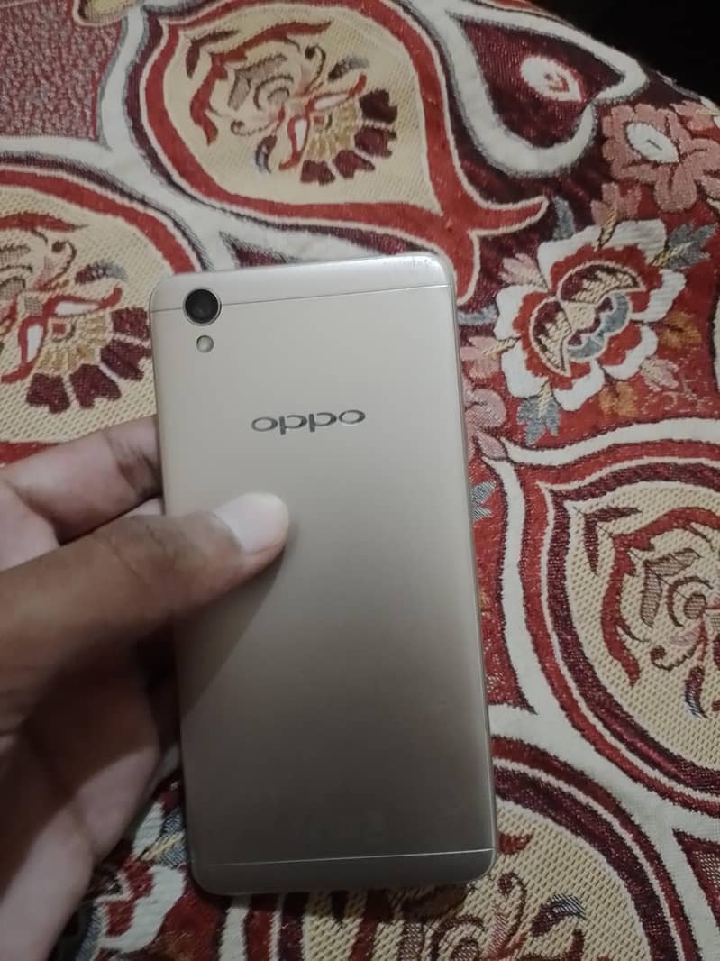 OPPO A37 1