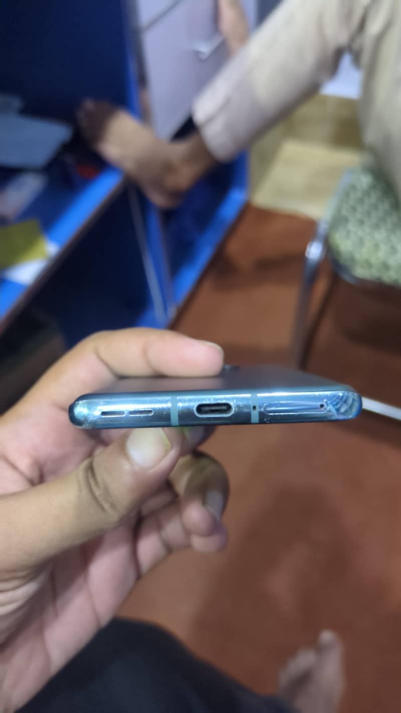 One Plus 10 Pro 3
