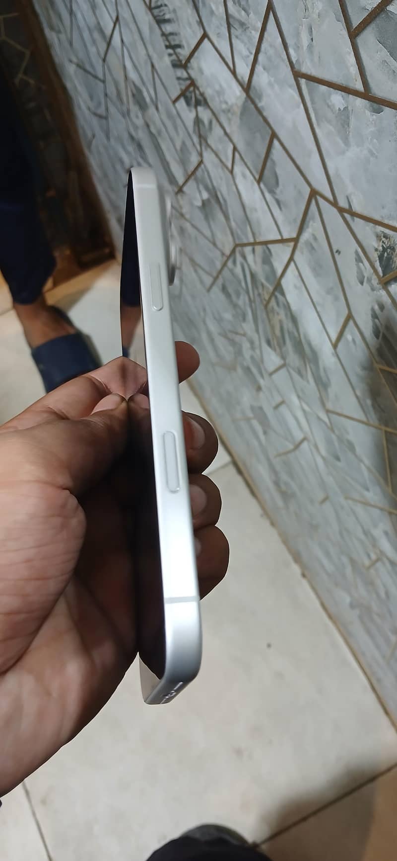 Apple iPhone 17 Pro Max 4