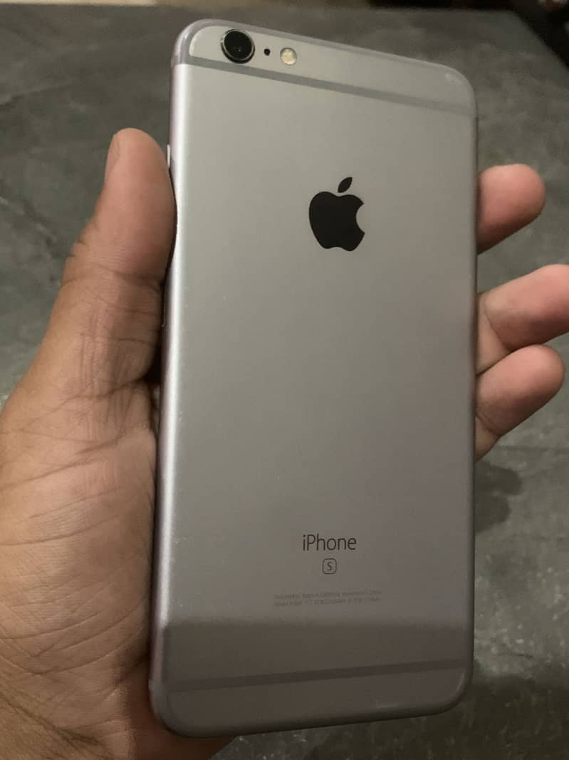 Apple iPhone 6S Plus 2