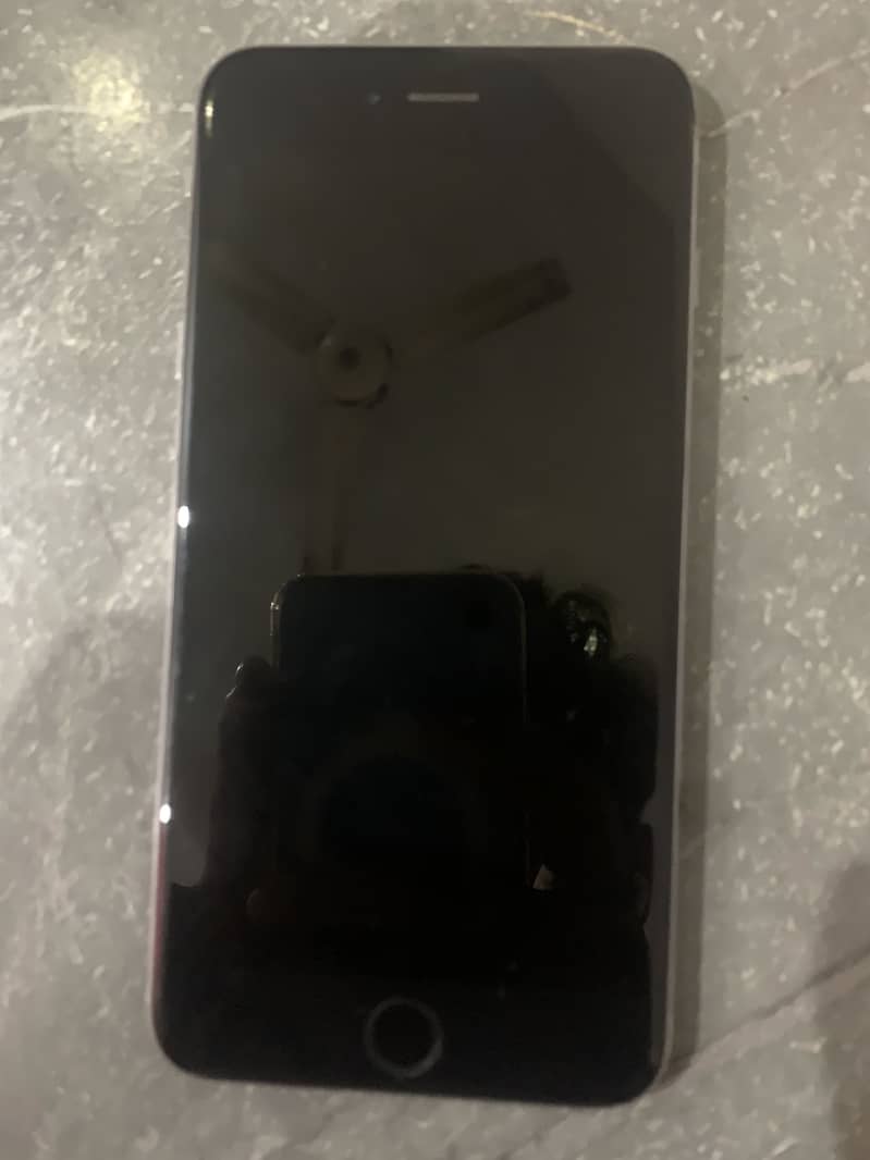 Apple iPhone 6S Plus 5