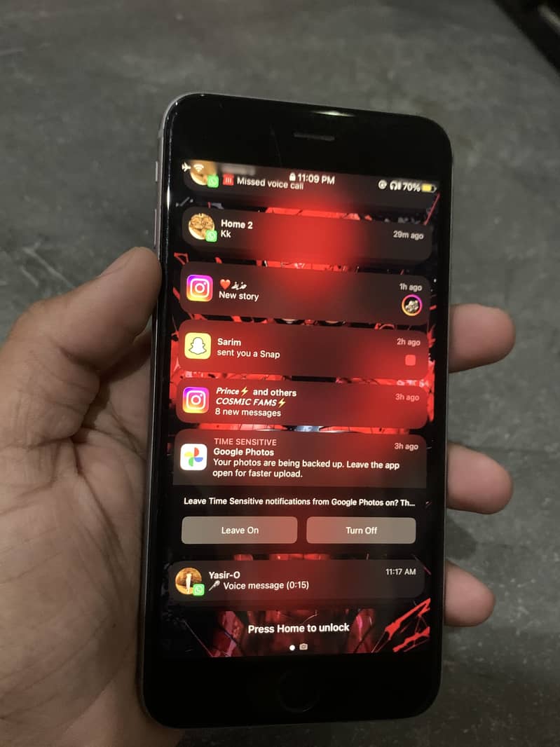 Apple iPhone 6S Plus 7