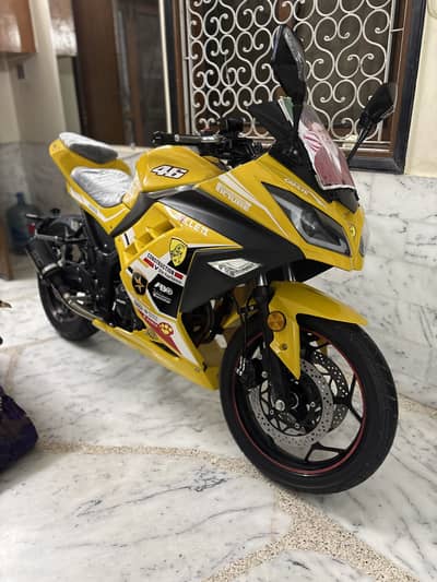 Kawasaki ninja sports bike