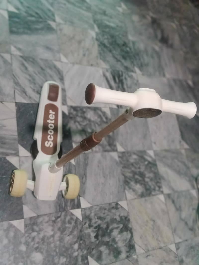 Scooty 1
