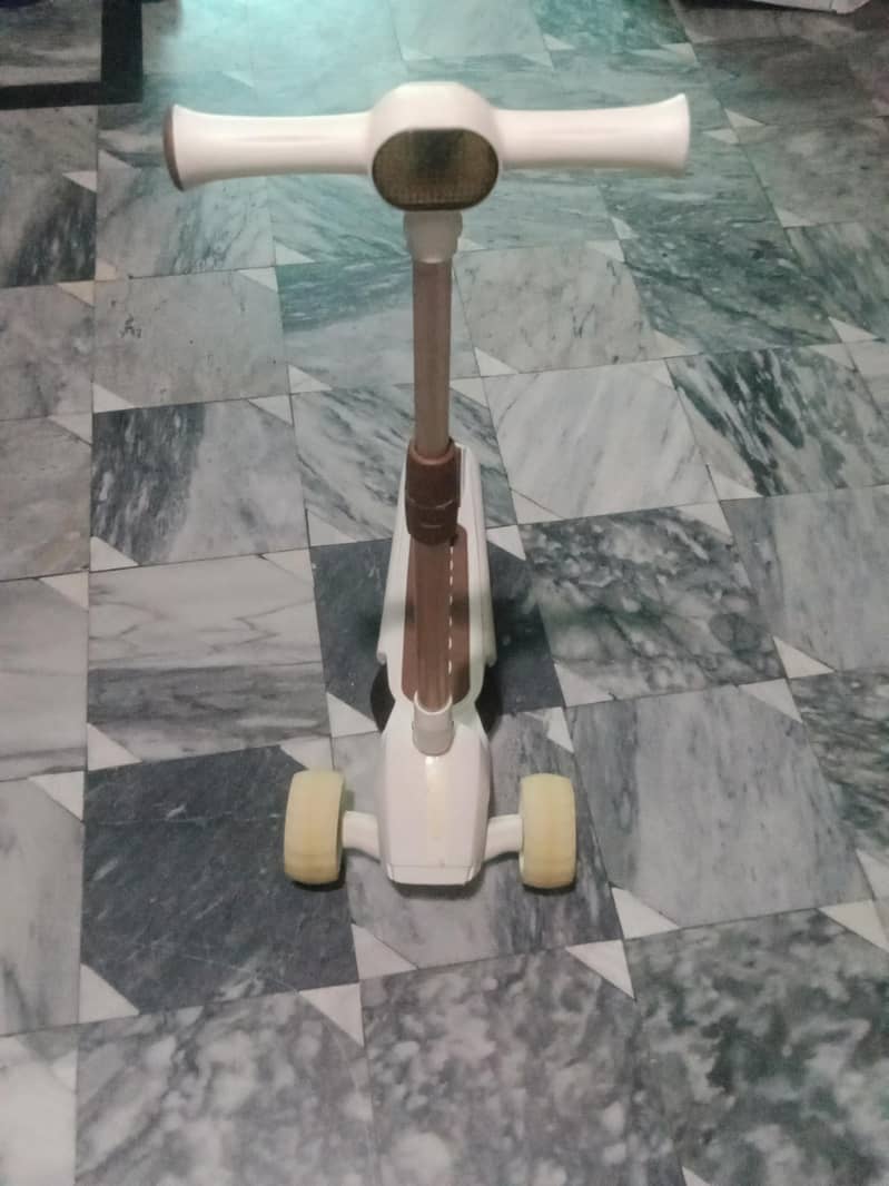 Scooty 3