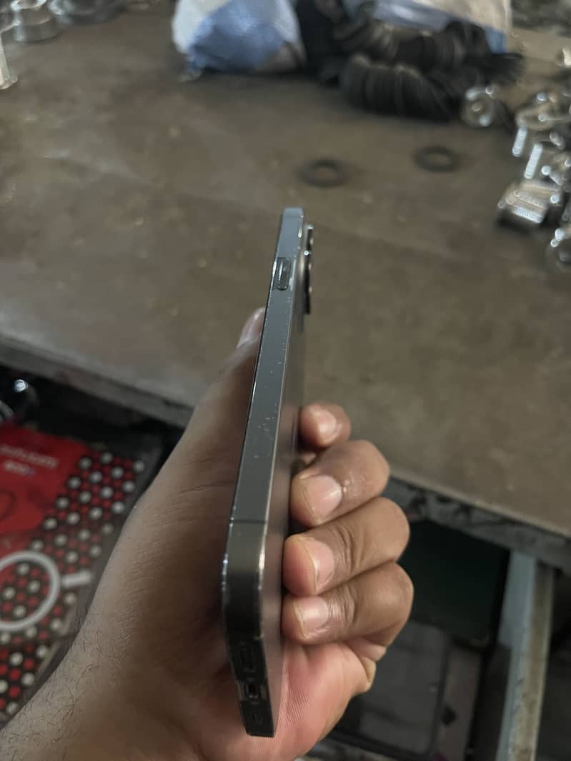 Apple iPhone 12 Pro Max 1