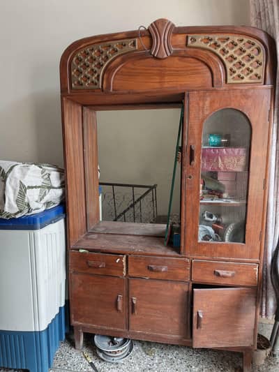 Dresser Table with drawers for sale in Rawalpindi