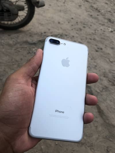 Apple iPhone 7 Plus 128gb urgent sale