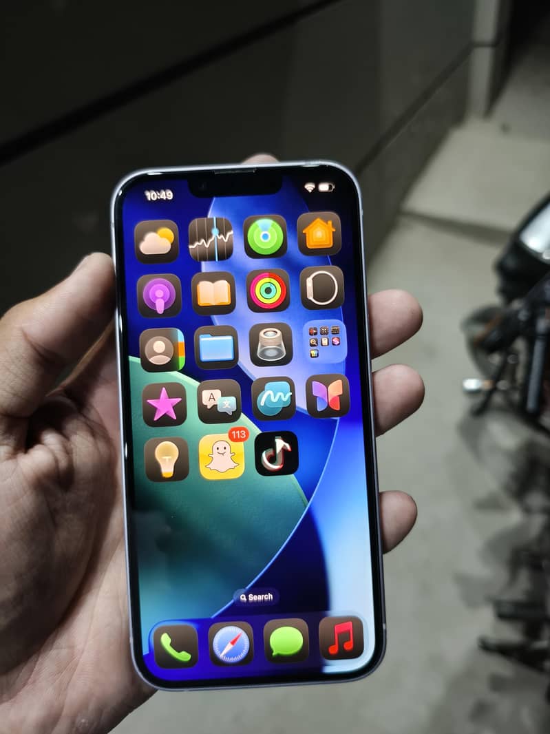 Apple iPhone 14 3