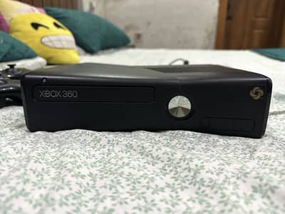 Xbox 360 Slim