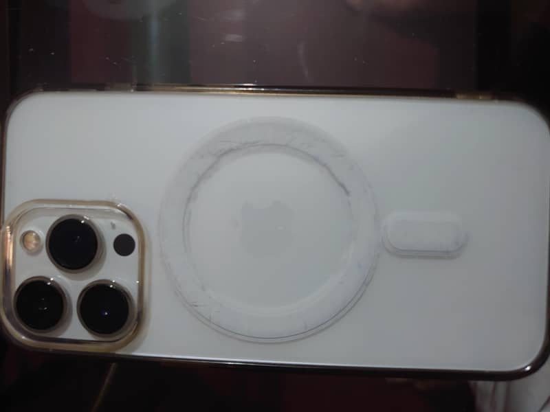 Apple iPhone 13 Pro 1
