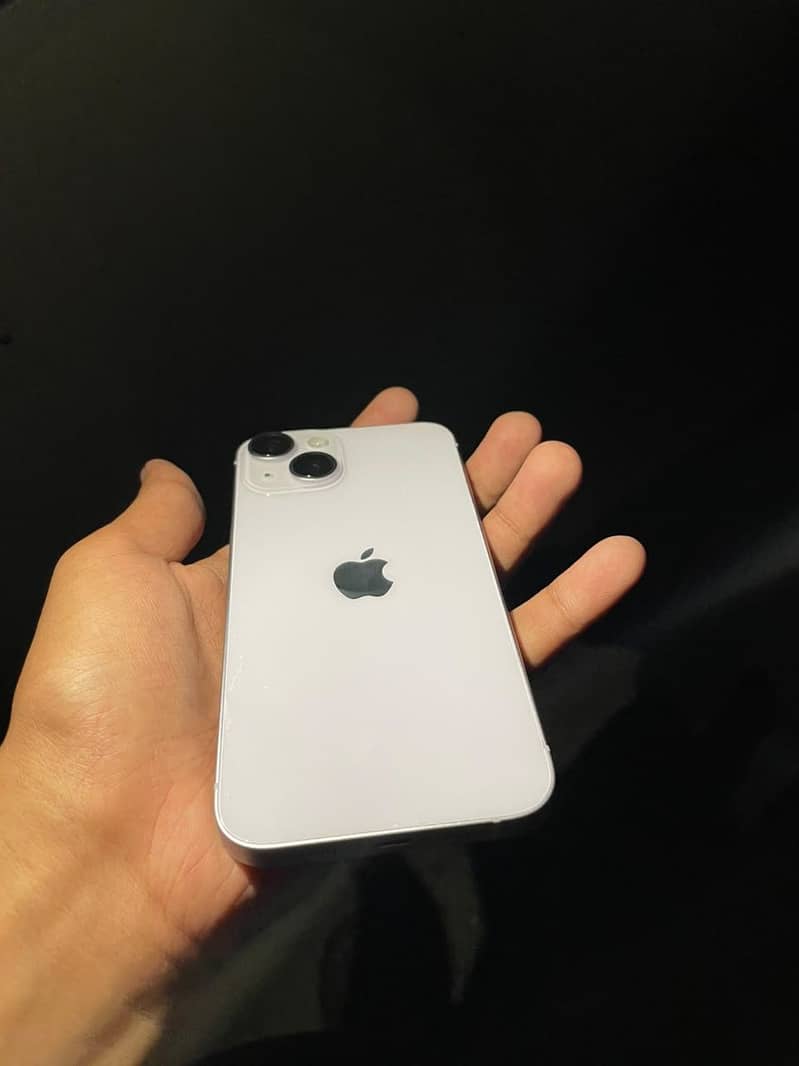 Apple iPhone 14 3