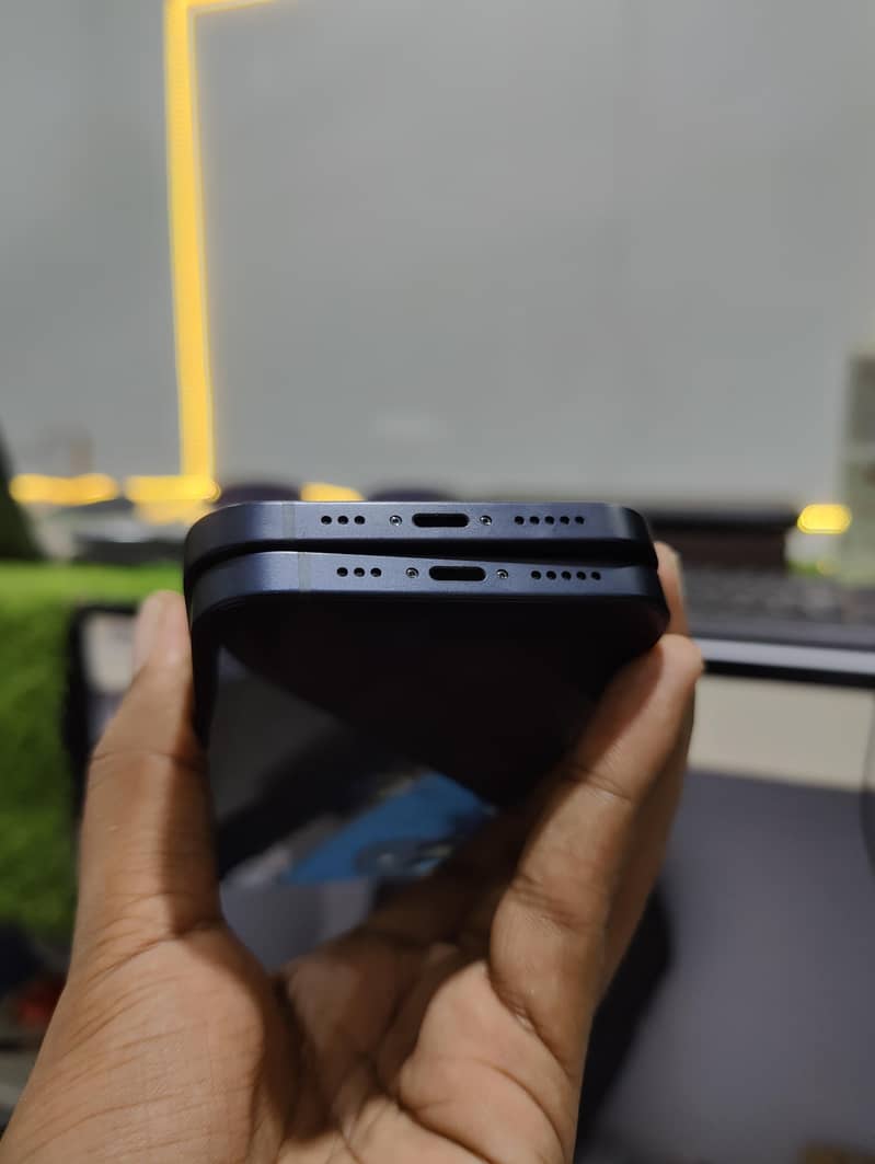 Apple iPhone 12 8