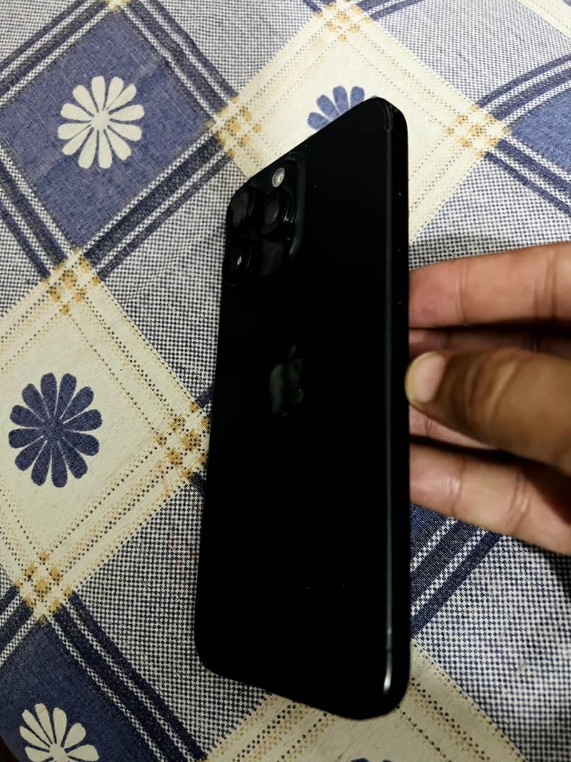 Apple iPhone 15 Pro Max Jv 4