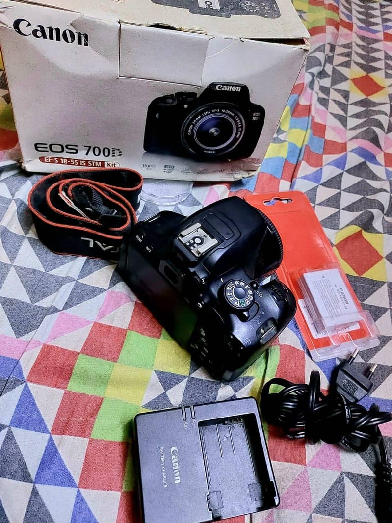 Camera / DSLR / Canon 2