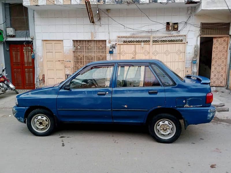 KIA Classic 2000 4