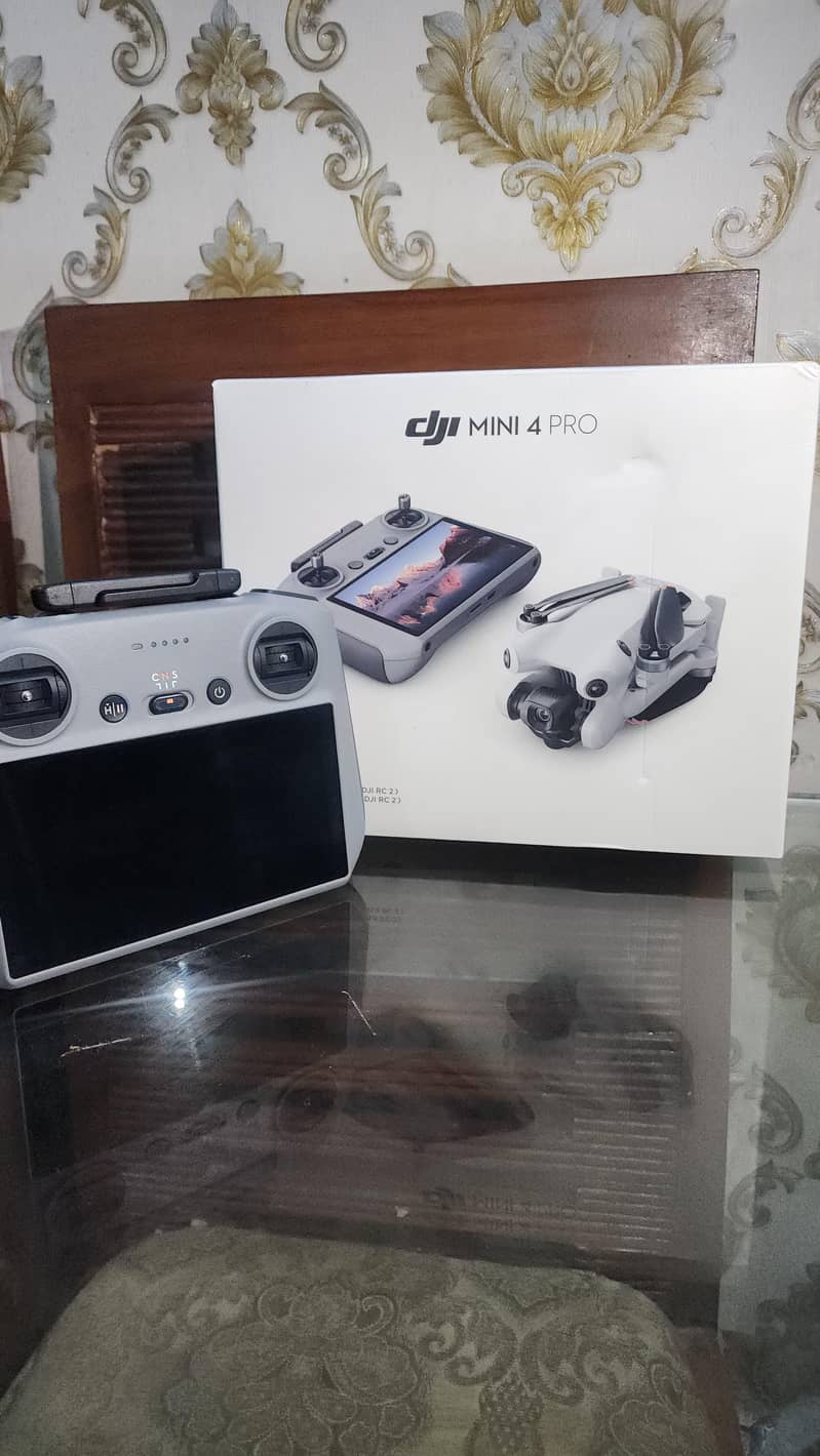 DJI mini 4 combo pro 2