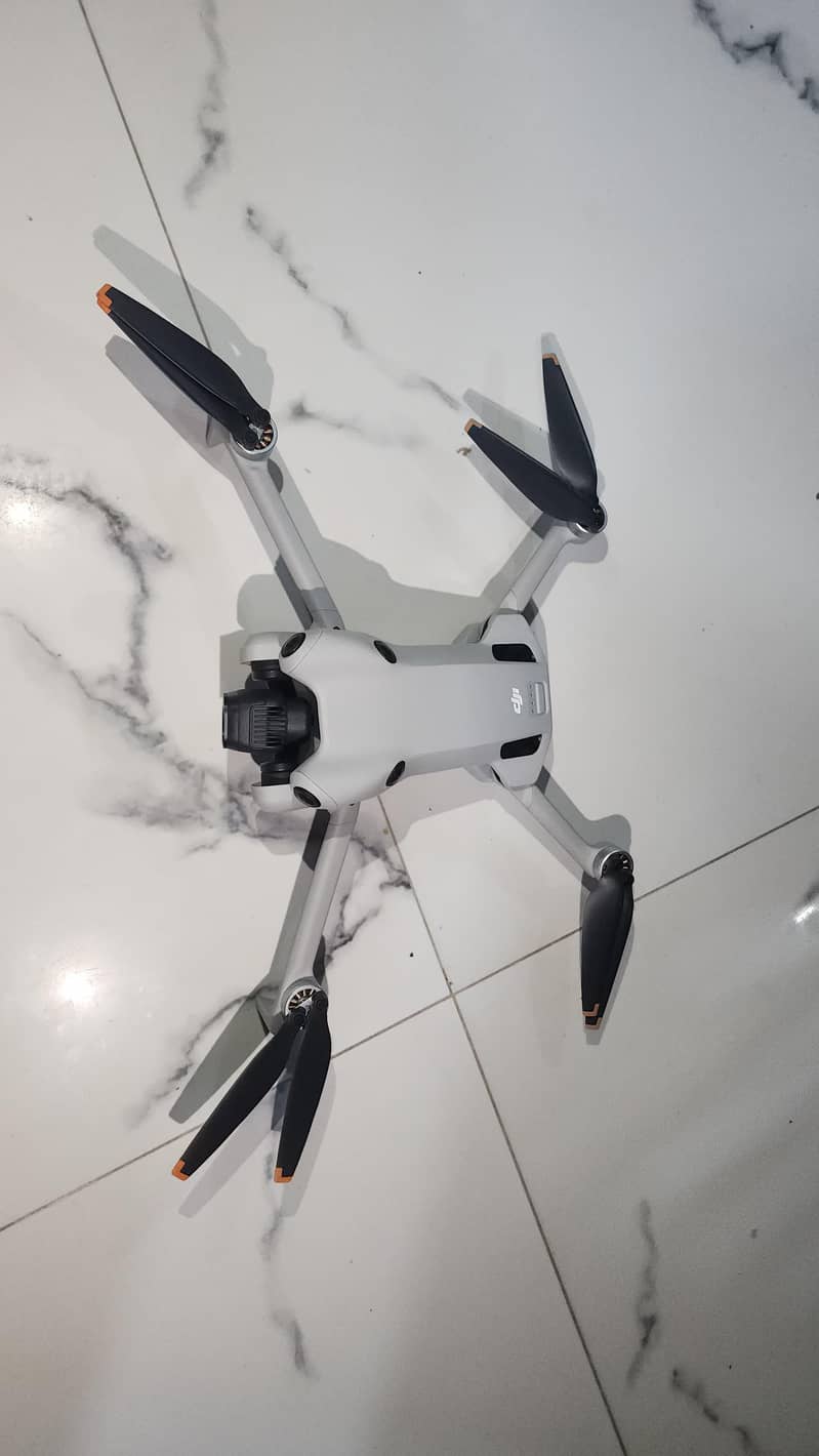 DJI mini 4 combo pro 5