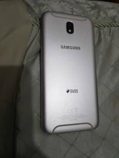 Samsung Mobile J7 Pro with box 4gb ram 64 memory