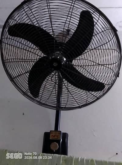 NFC BRAND BRACKET FAN 24 inch