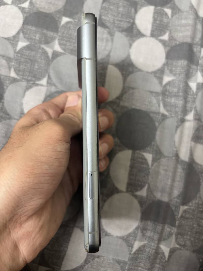 Google Pixel 8 1
