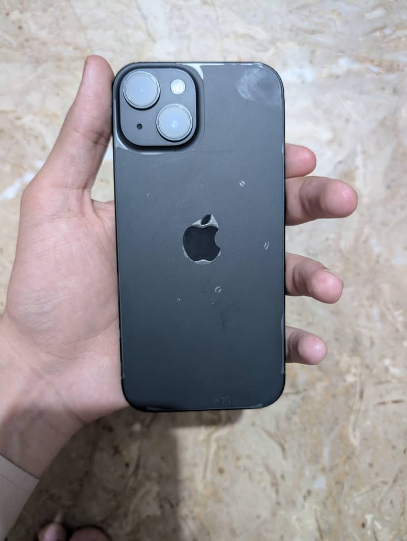 Apple iPhone 15 4