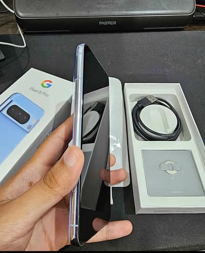 Google Pixel 8 Pro