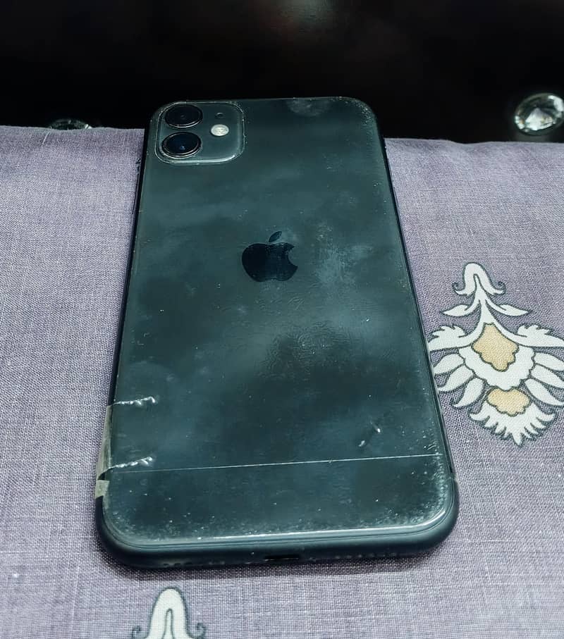 Apple iPhone 11 0
