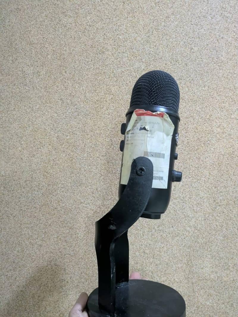 Blue yeti ( Logitech) 2