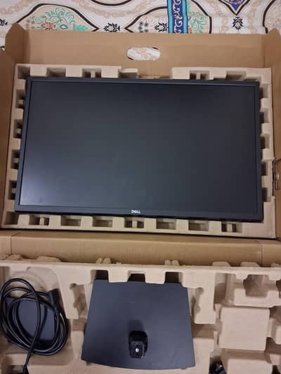 Dell 27" IPS Monitor (Model: E2722H)