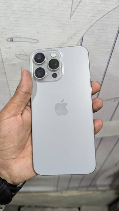 Apple iPhone 15 Pro Max 256GB