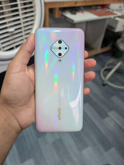 Vivo y51