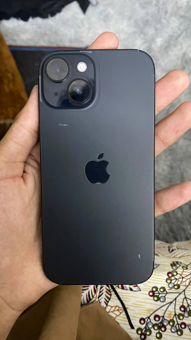 Apple iPhone 15 3