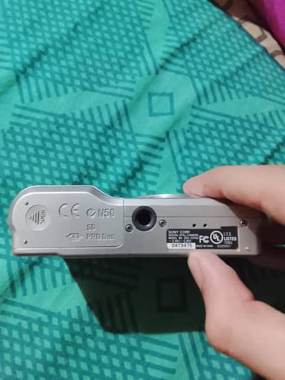 Sony camera DSC-S2100