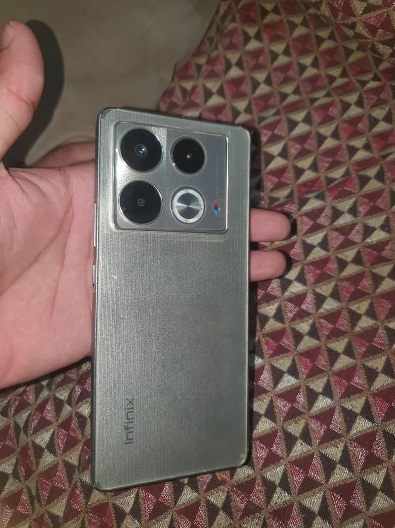 Infinix Note 40 6
